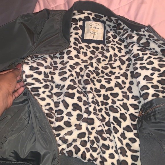 Olive bomber jacket - Picture 4 of 4